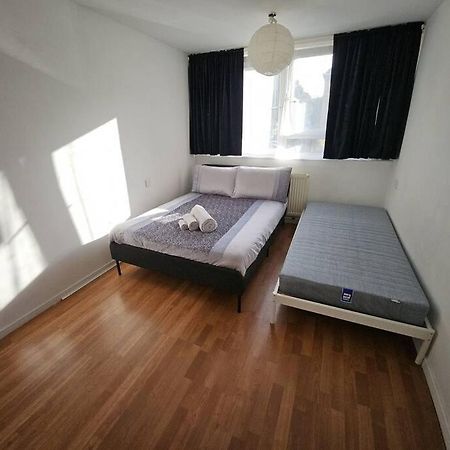 City Residence Steps From Kings Cross Station! Лондон Екстер'єр фото
