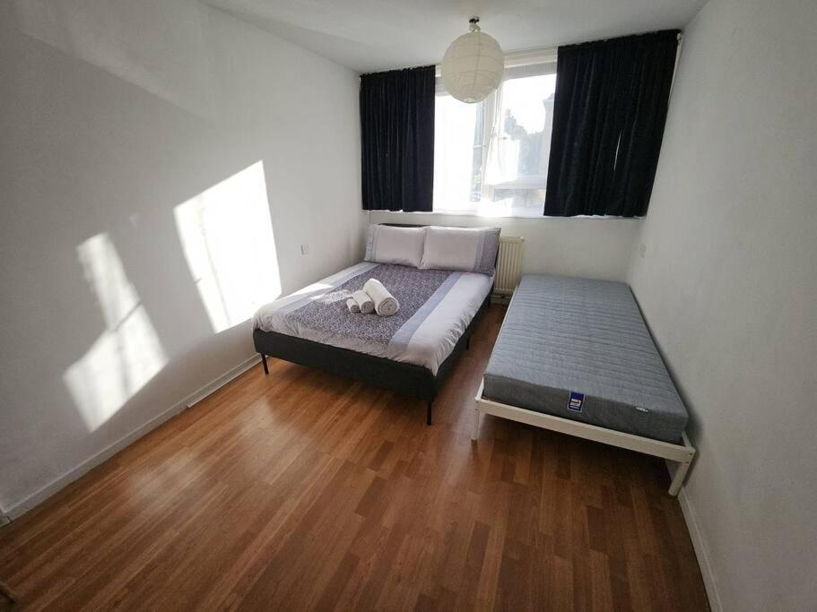 City Residence Steps From Kings Cross Station! Лондон Екстер'єр фото