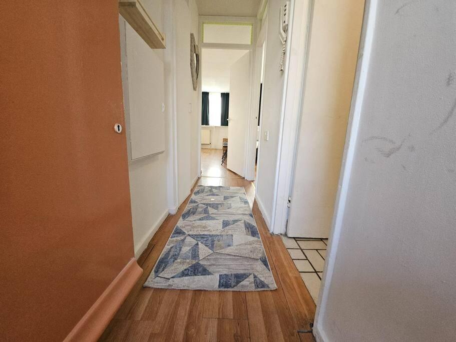 City Residence Steps From Kings Cross Station! Лондон Екстер'єр фото